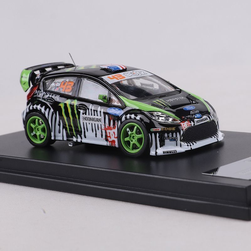 DCM 1/64 Ford Fiesta ST & Focu - đánh giá và giá Die Cast Car 1 64